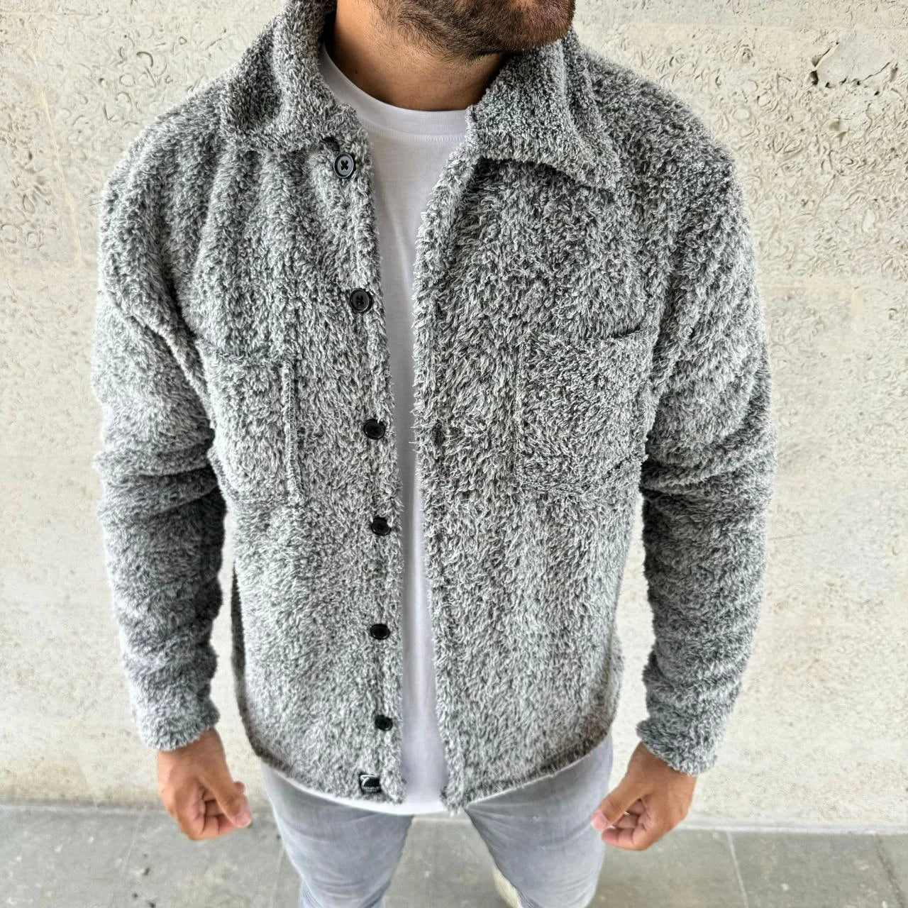 Erkek Pelüş Polar Hırka Gömlek – Yakalı, İlik Düğmeli, Göğüs Cepli, Yumuşak Dokulu Kışlık Regular Fit Rahat Günlük Model - Siyah