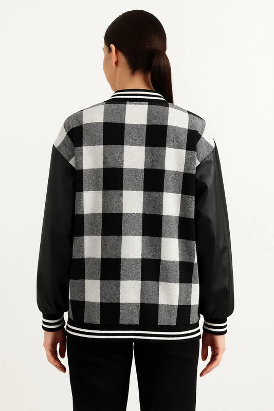 Kadın Kolej Ceket – Kareli Oduncu Kumaş, Kolları Suni Deri, Fermuarlı, İçi Kapitone Astarlı, Nakışlı Oversize Bahar & Kış Stil - Gri