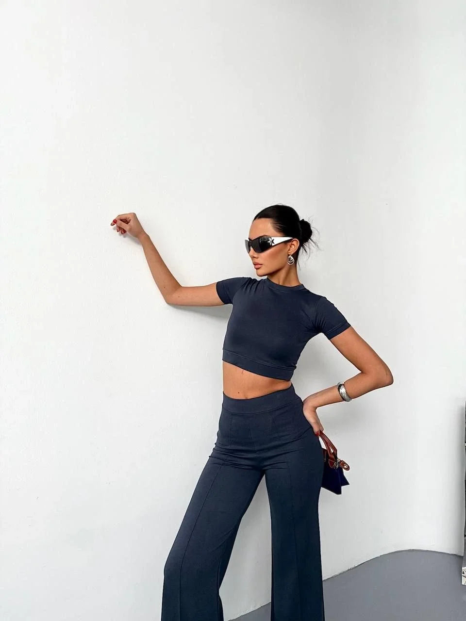 Osy Modal Yumuşak Dokulu Kumaş Kısa Kollu Crop Alt ispanyol Paça Pantalon ikili Takım - Kahverengi