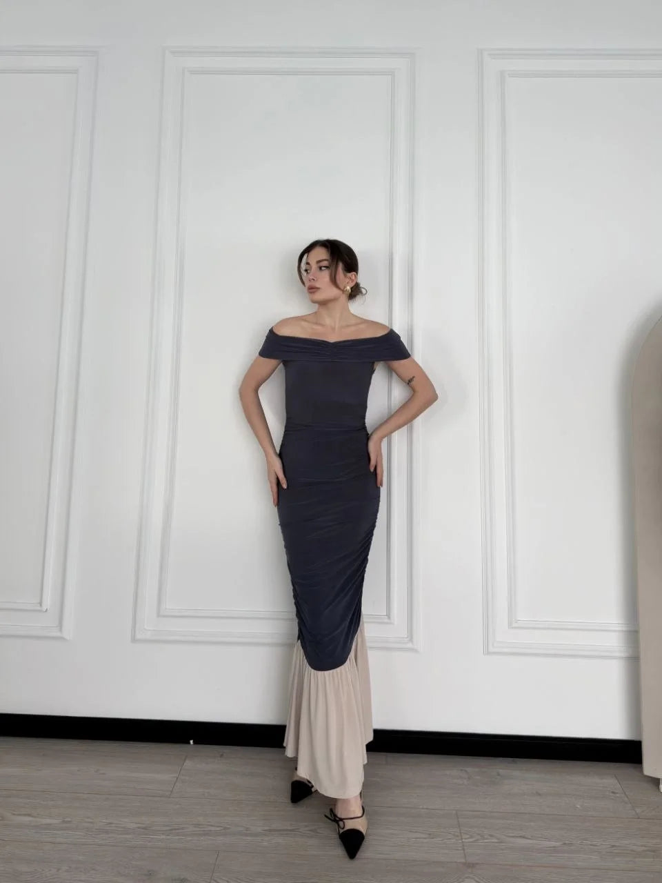 Striptiz Omuzlu Uzun Elbise- Kahve