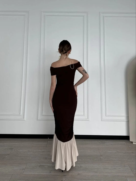 Striptiz Omuzlu Uzun Elbise- Kahve