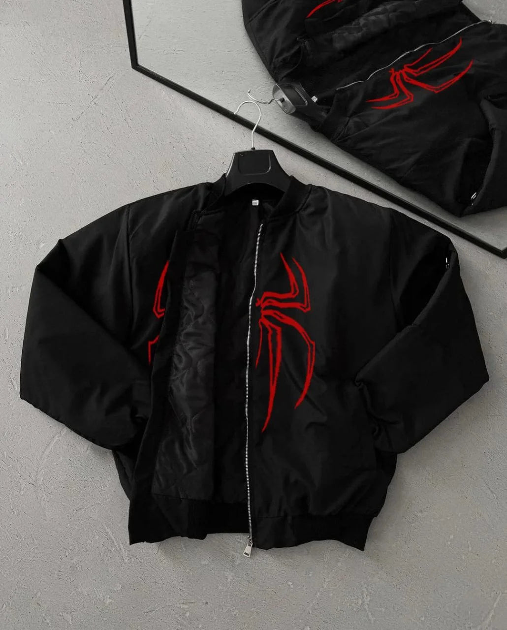 Örümcek Desenli Siyah Bomber Mont – Unisex Kullanıma Uygun, Fermuarlı Cepli, Kapitone Astarlı, Bahar Kış Günlük Giyim İçin Moda Ceket Modeli - Siyah