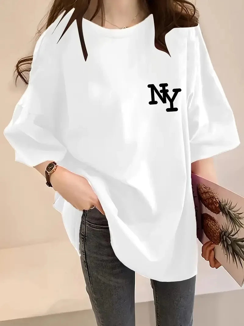 Kadın Eğlenceli Harf NY Baskılı Bisiklet Yaka Tişört - Rahat Polyester, Makinede Yıkanabilir - Yaz ve Fitness için Mükemmel, Yuvarlak Yaka - Siyah