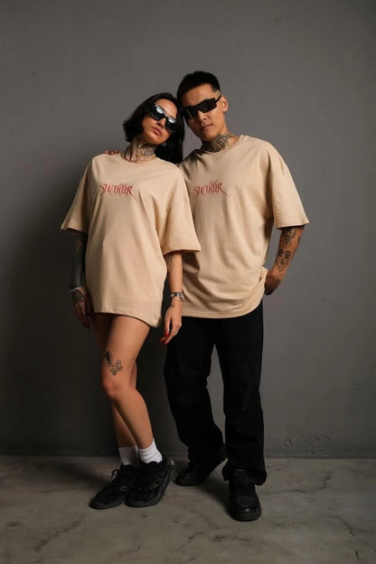 Erkek Oversize Tişört – Beyaz 24/1 Penye Kumaş, Bisiklet Yaka, Ön & Arka Baskılı, Streetwear Tarzı Rahat Büyük Kalıp T-Shirt - Bej