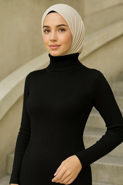 Kadın Tesettür Triko Elbise – Boğazlı Uzun Fitilli Dokuma, Esnek Tam Kalıp, 130 cm Midi Boy, Bahar & Kış Şık Rahat Stil - Kahverengi