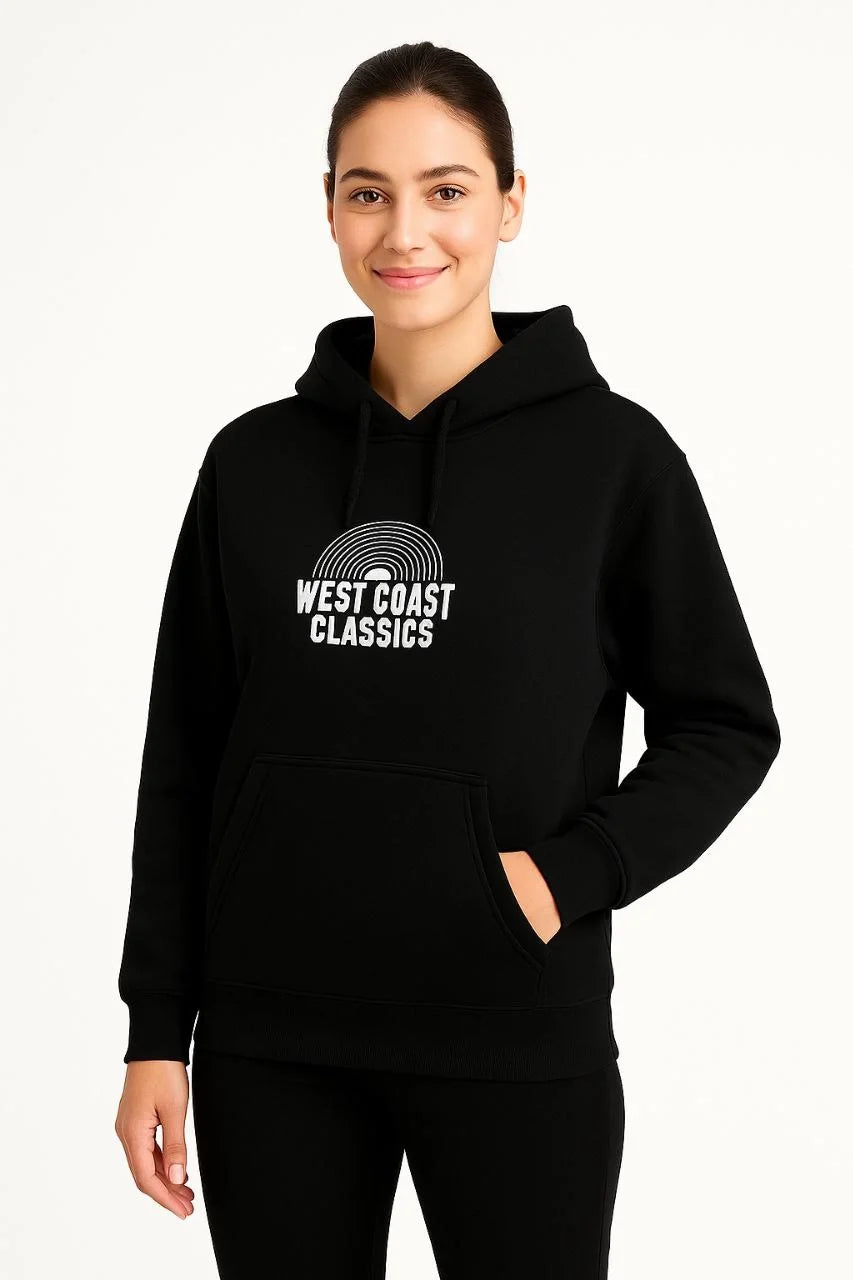 Kadın Kapşonlu Sweatshirt – Oversize Üç İplik Şardonlu Hoodie, “West Coast Classics” Ön & Arka Baskılı, Kanguru Cepli Kışlık Günlük Stil - Siyah