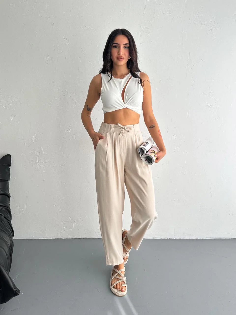 Kadın Yüksel Bel Beli Bağcıklı Rahat Boru Paça Pantalon - Kırık Beyaz