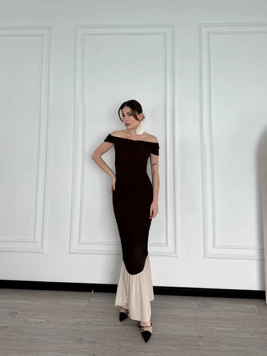 Striptiz Omuzlu Uzun Elbise- Kahve