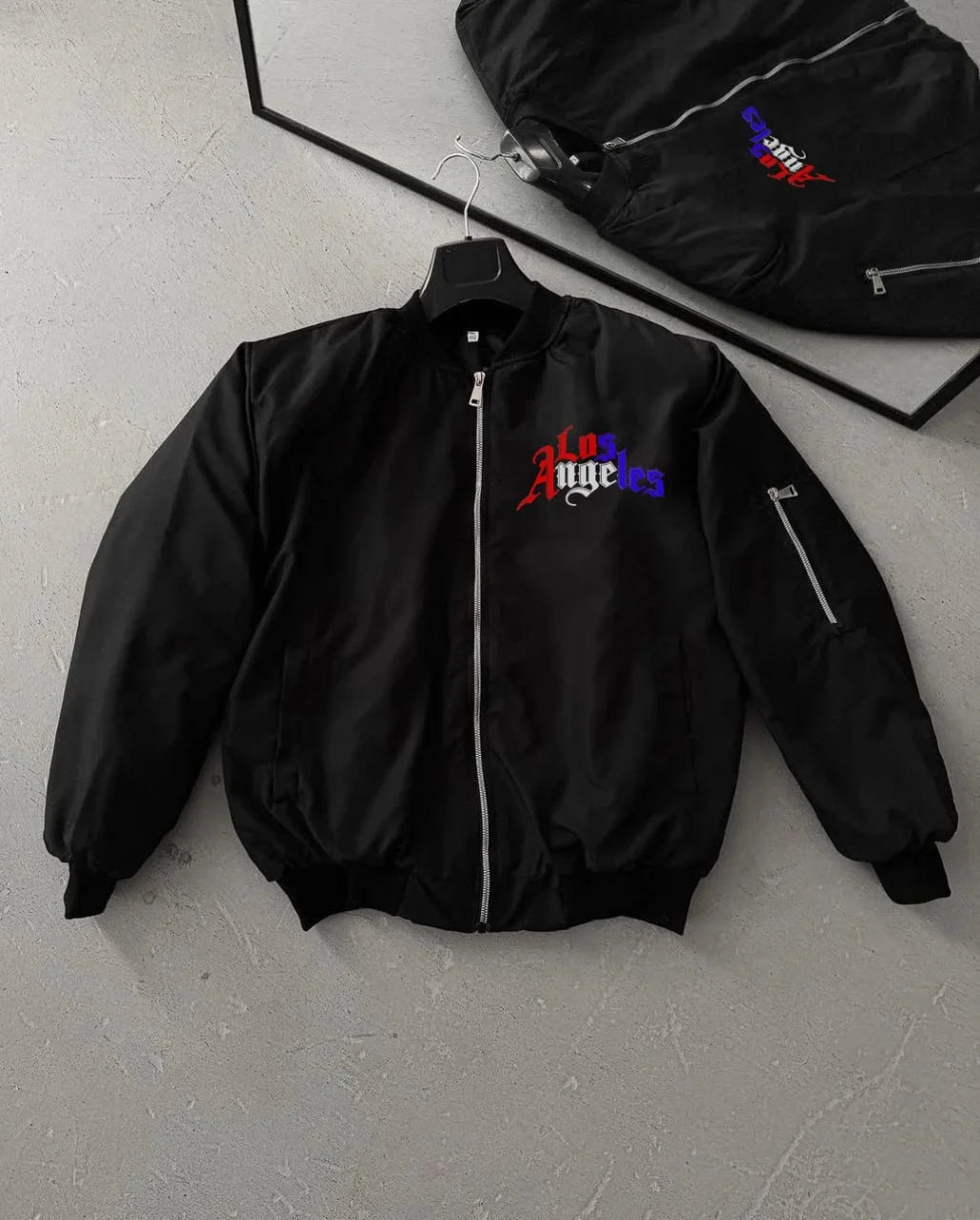 Los Angeles Siyah Bomber Mont – Fermuarlı, Cepli, Kapitone Astarlı, Bahar ve Kış Günlük Kullanım İçin Unisex Ceket- Siyah