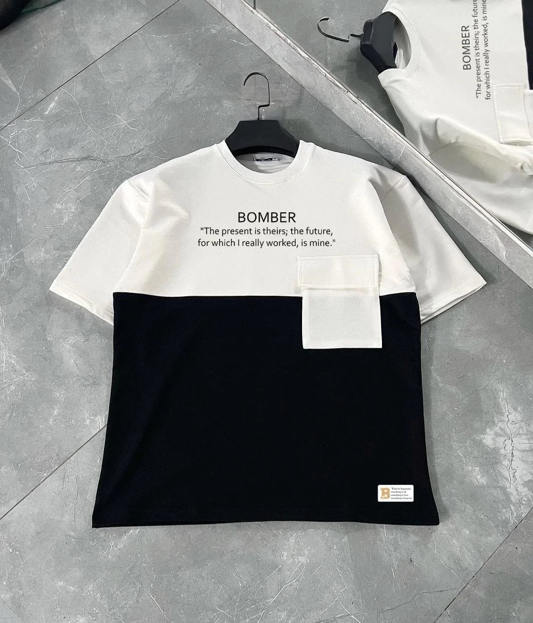 Unisex Torba Cep Detaylı  Parçalı T-Shirt - Lacivert